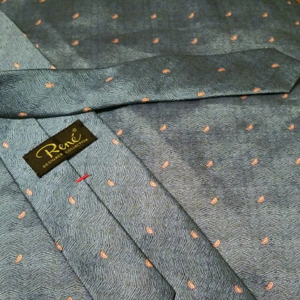Neck tie